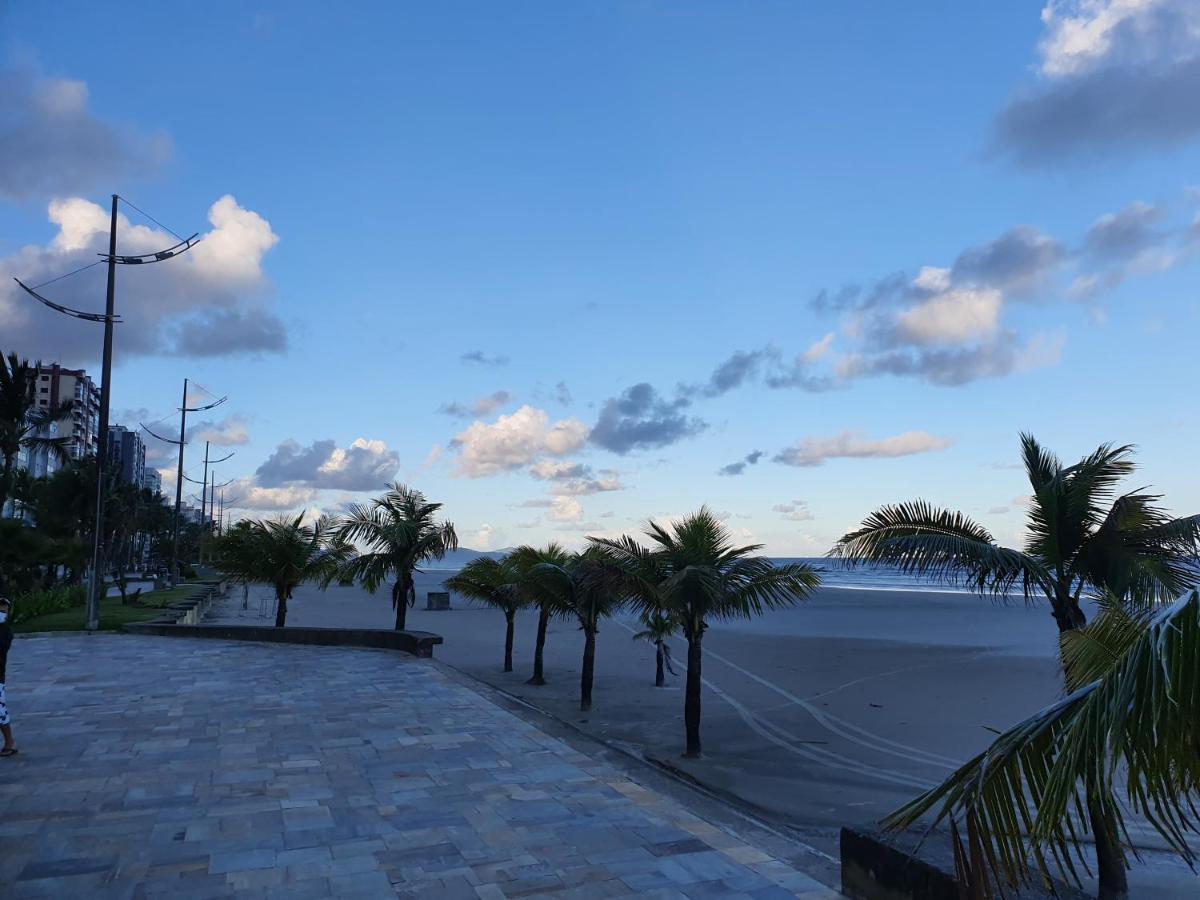 Lindo Apartamento Pe Na Areia Praia Grande  Buitenkant foto